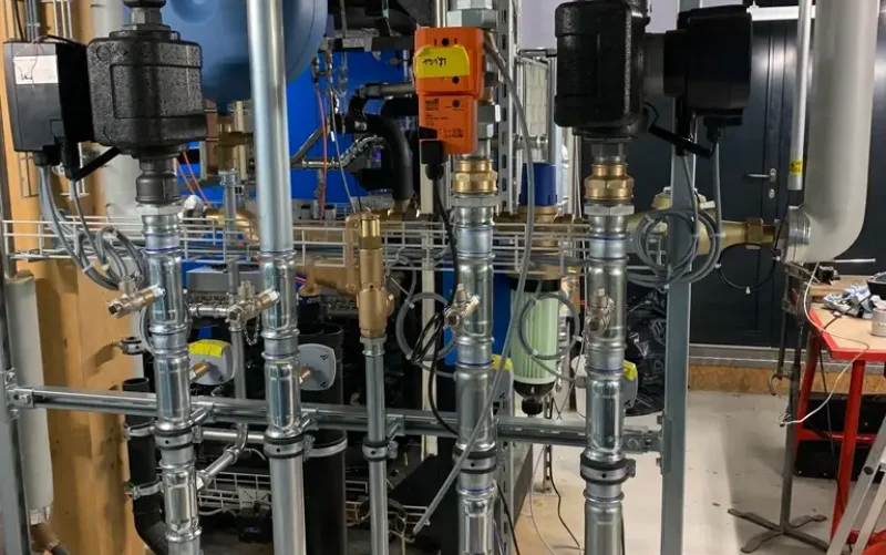 B4EC20D2-AFFE-45CC-B51D-DE53801FDA14_1_105_c